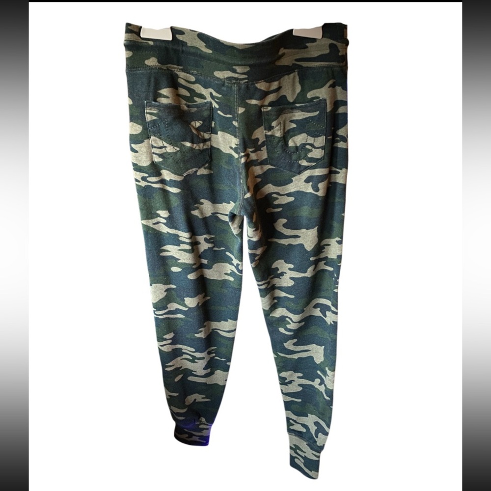 NEW✨TRUE RELIGION CAMO SWEATSUIT / FULL SUIT - Picture 8 of 16